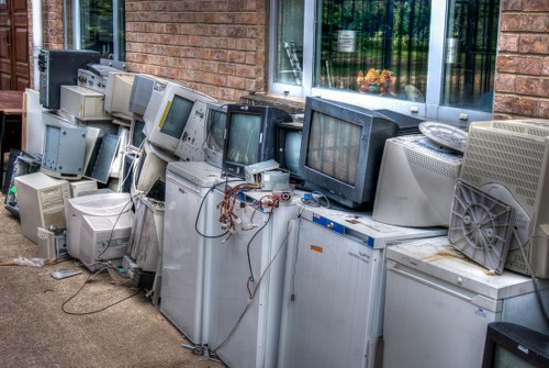 Advanced technologies in demolition waste management